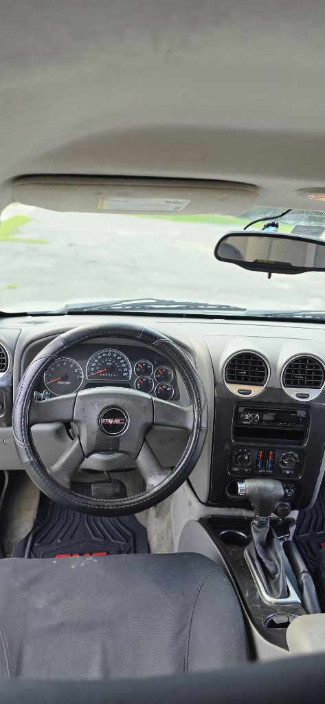 2007 GMC Envoy SLE - Photo 6